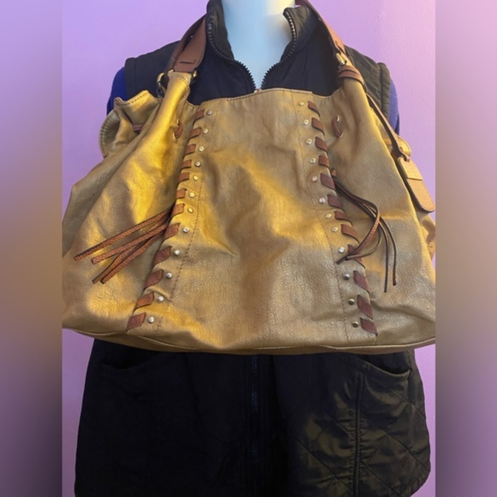 Vintage (ish) gold Jessica Simpson handbag
